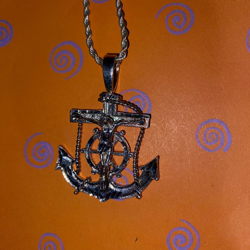 Silver Anchor Pendant Necklace